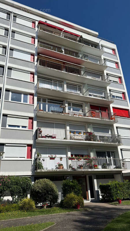 Appartement à LE PETIT-QUEVILLY