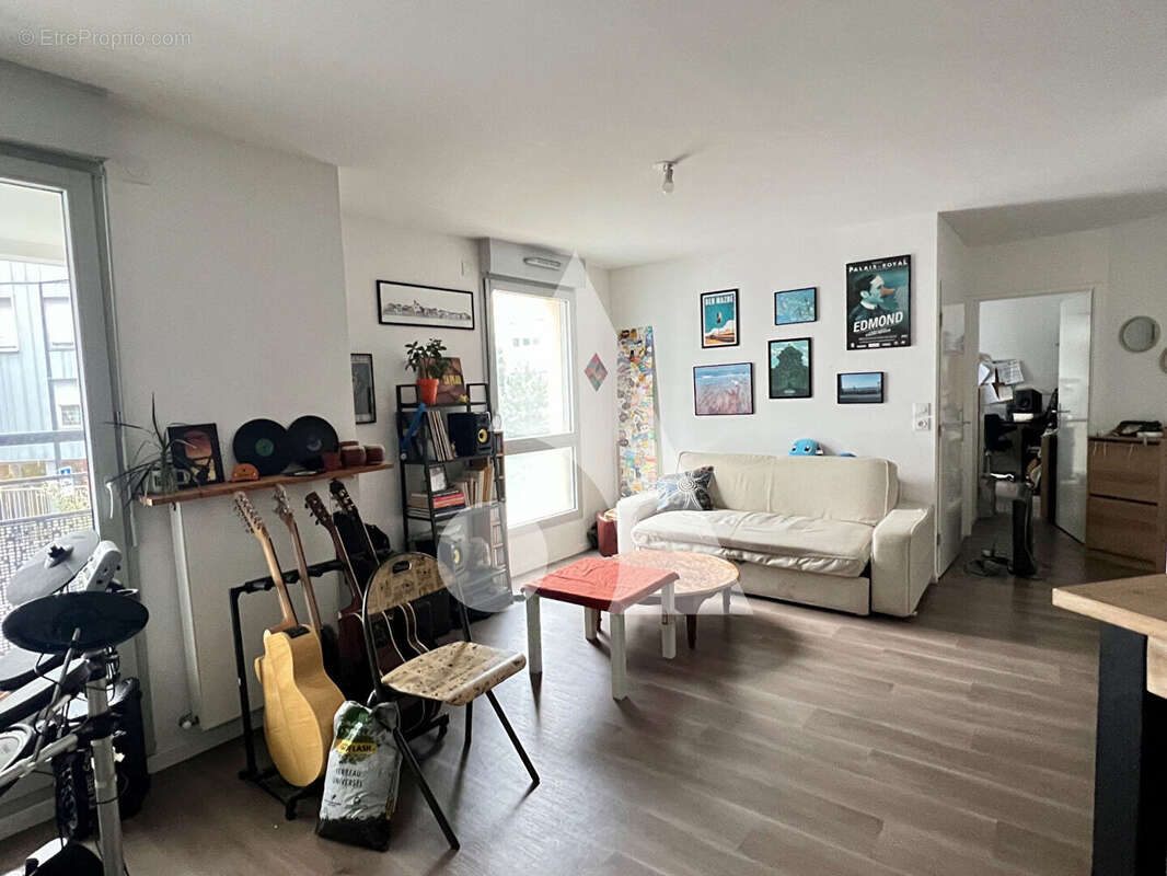Appartement à AUBERVILLIERS