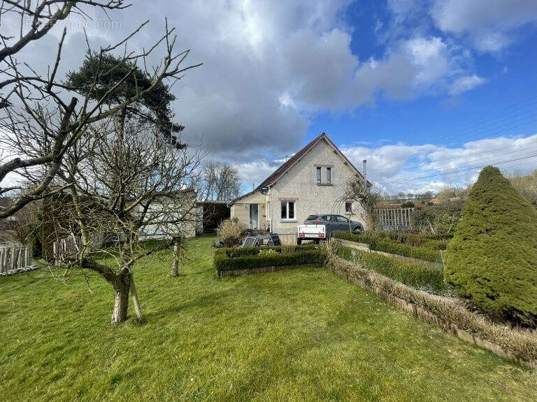 Maison à FILLIEVRES