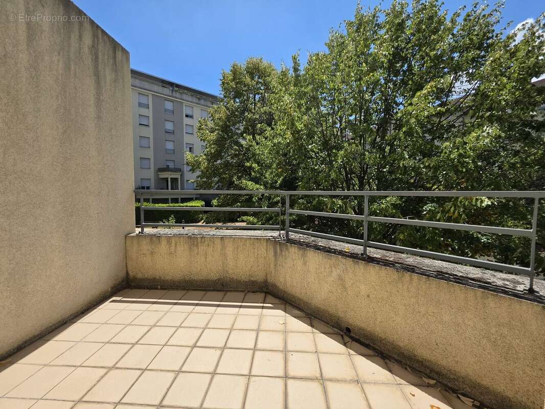 Appartement 26 m² à Villeurbanne  - photo 6
