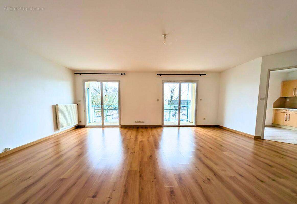 Appartement à SAINTE-LUCE-SUR-LOIRE