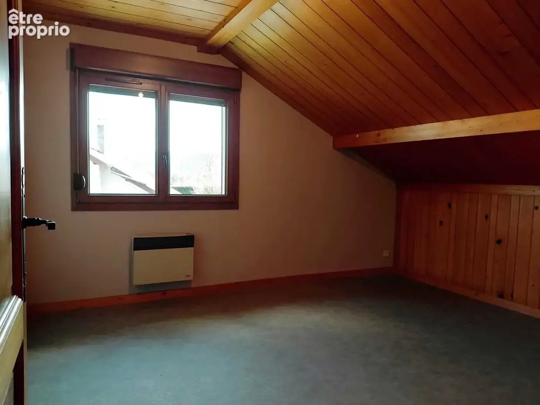 Maison familiale 5 chambres à Pierrefontaine-les-Varans sur une parcelle de plus de 11 ares - photo 10