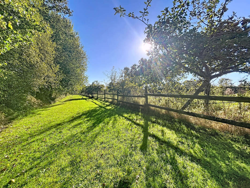 Maison à LE MESNIL-EURY