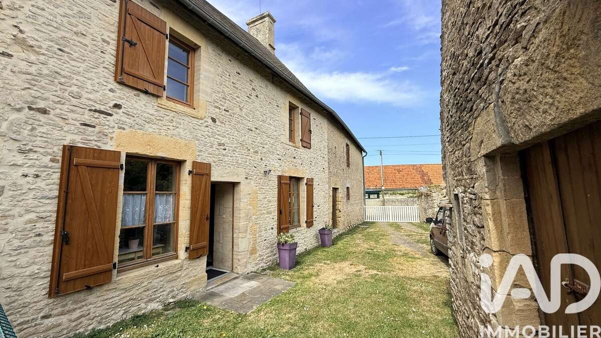 Photo 2 - Maison à LONGUES-SUR-MER