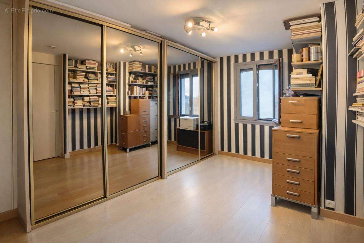 Maison à NEUILLY-PLAISANCE