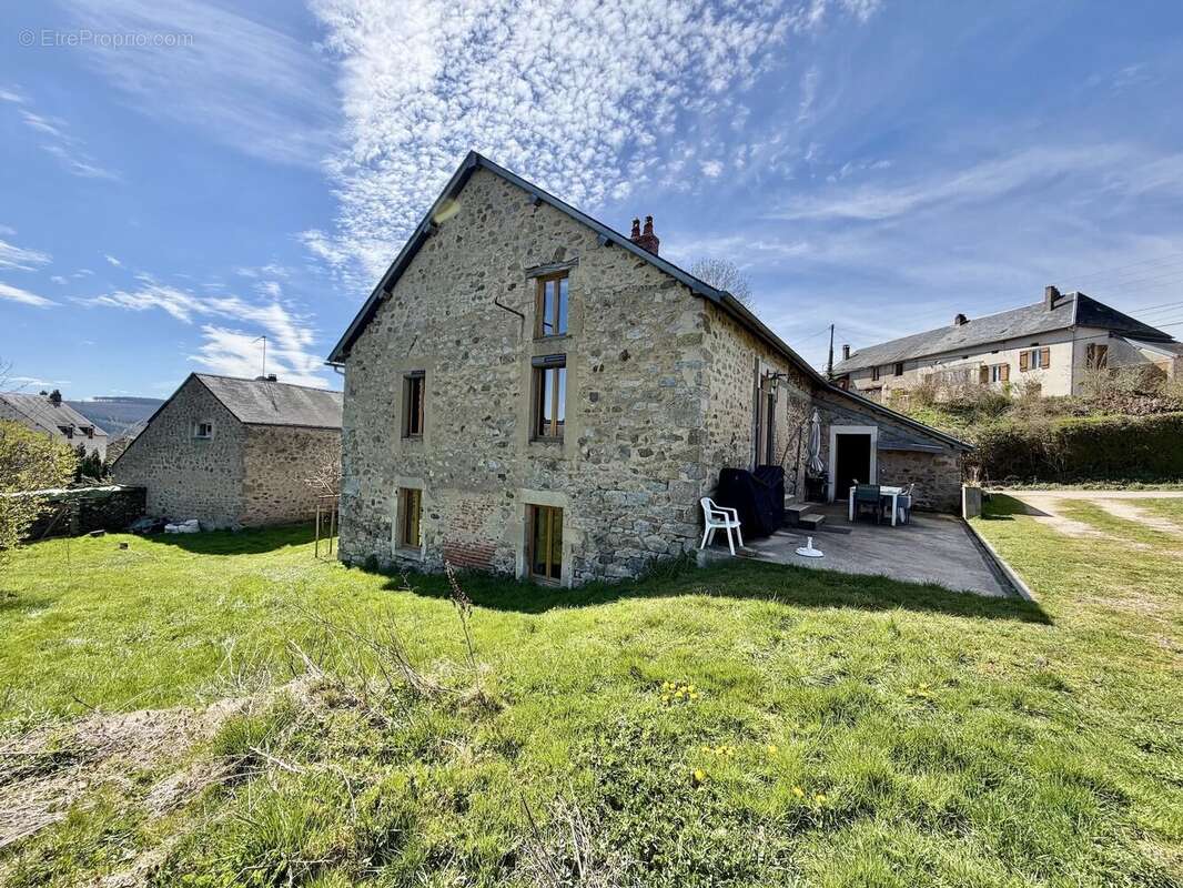 Maison à ARLEUF