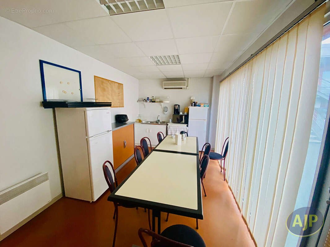 Commerce à LESPARRE-MEDOC