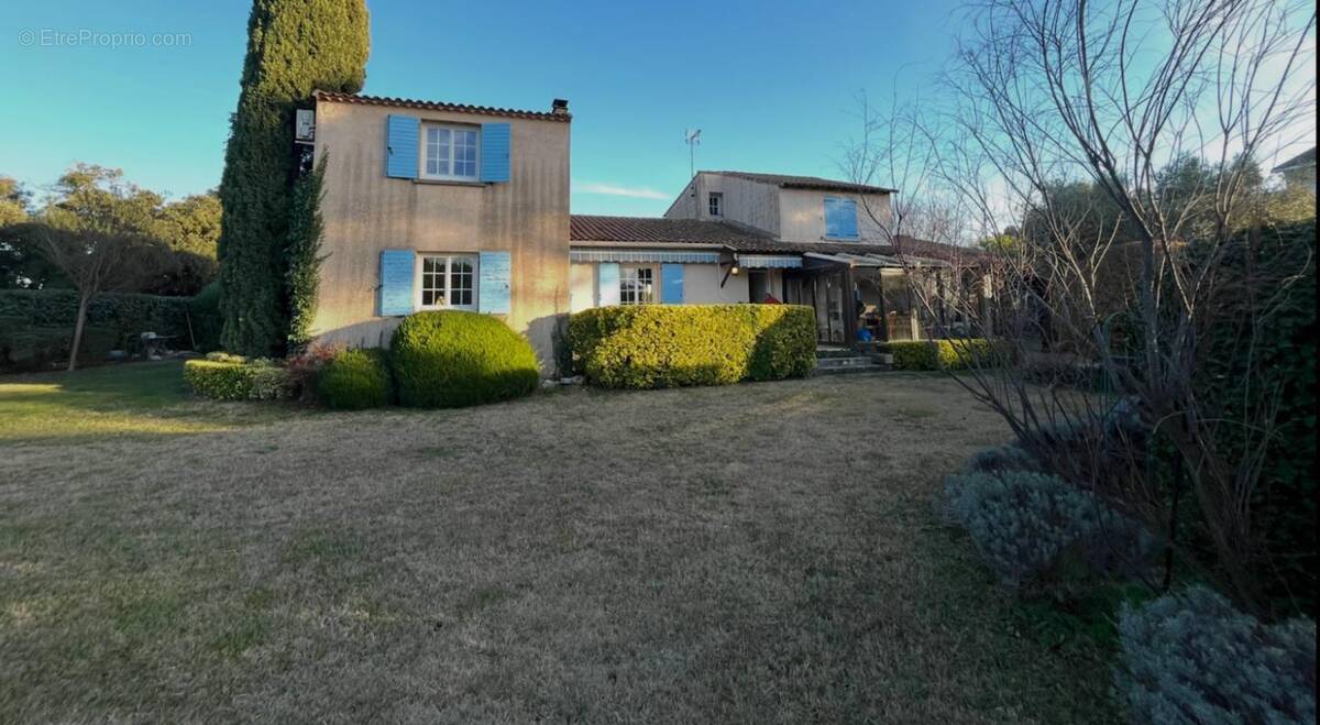 Maison à SAINT-GENIES-DES-MOURGUES