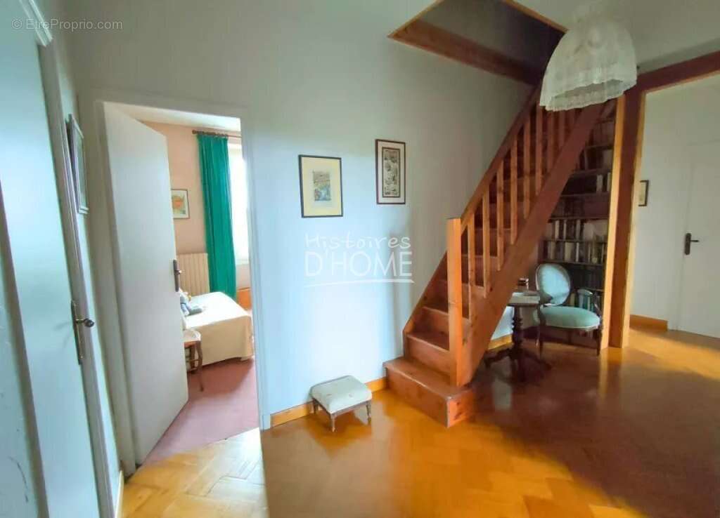 Maison à BERNAY-VILBERT