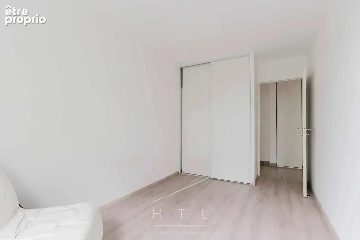 Appartement T3 au dernier étage avec balcon et garage à Saint-Germain-au-Mont-d'Or - photo 9