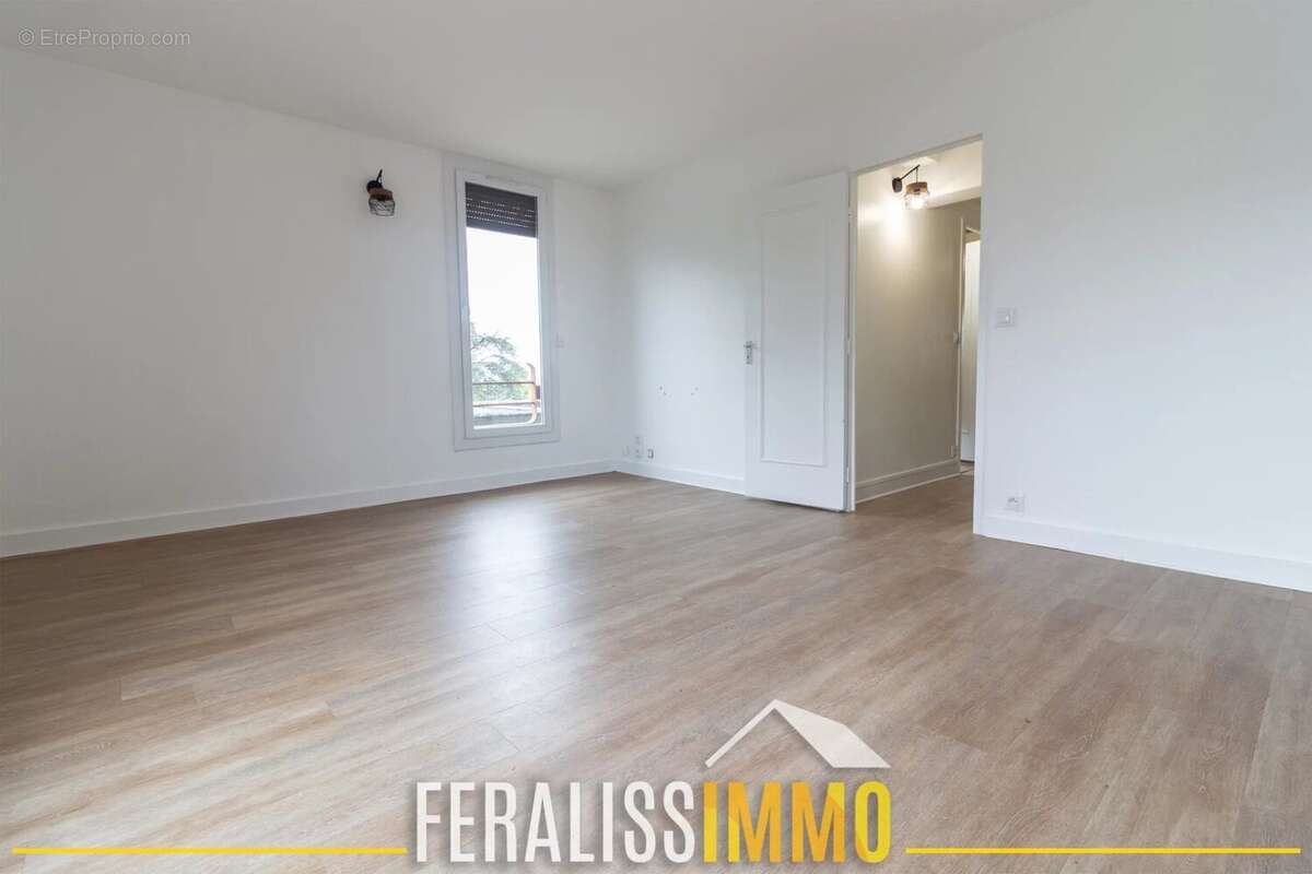 Appartement à ERAGNY