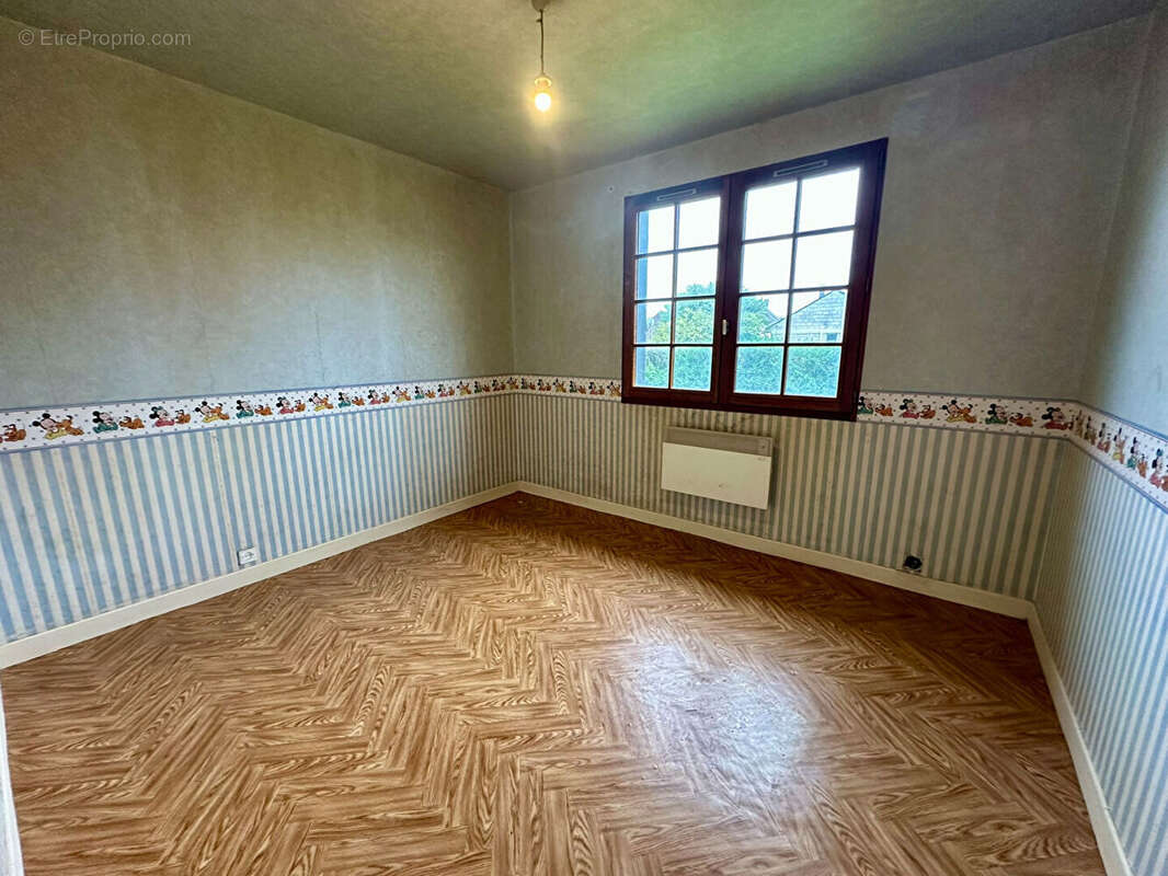 Maison à VIRY-NOUREUIL