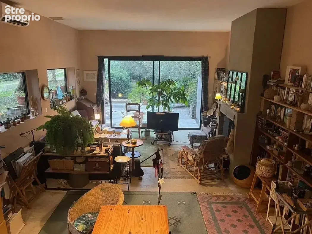 Maison 4 pièces 107 m² à vendre à Saint-Ambroix (30500) - photo 2