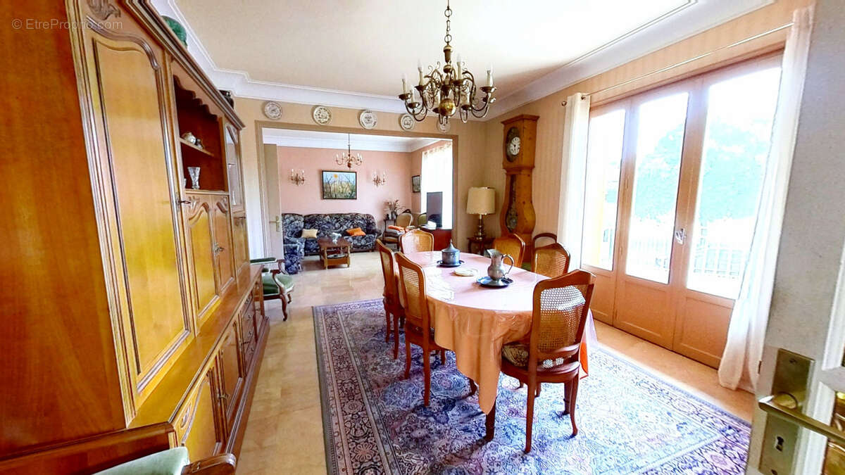 À Issoire, Maison 6 pièces avec terrain - photo 3