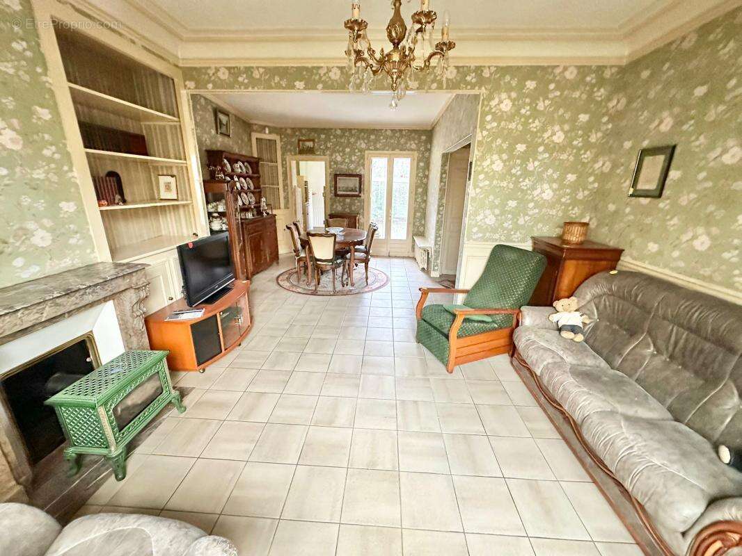 Maison à MANTES-LA-JOLIE