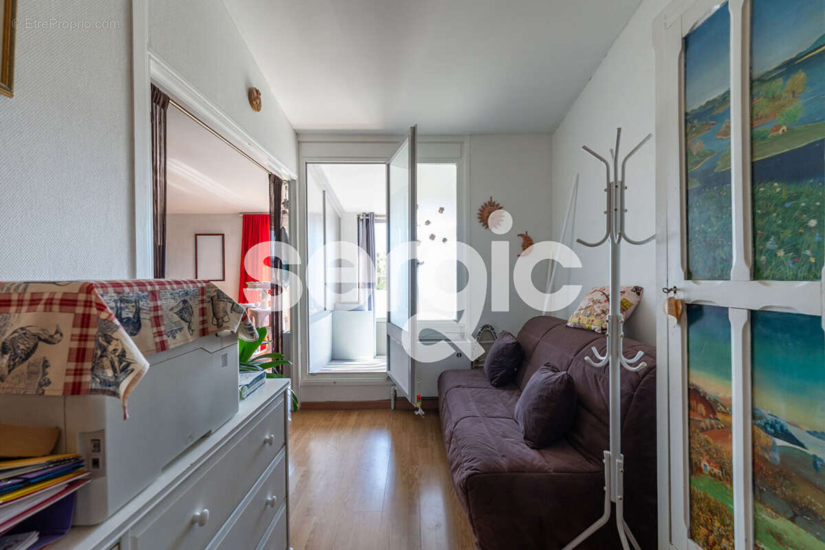 VIAGER OCCUPÉ - F4 en duplex Vieux Torcy - Dame de 75 ans - photo 16