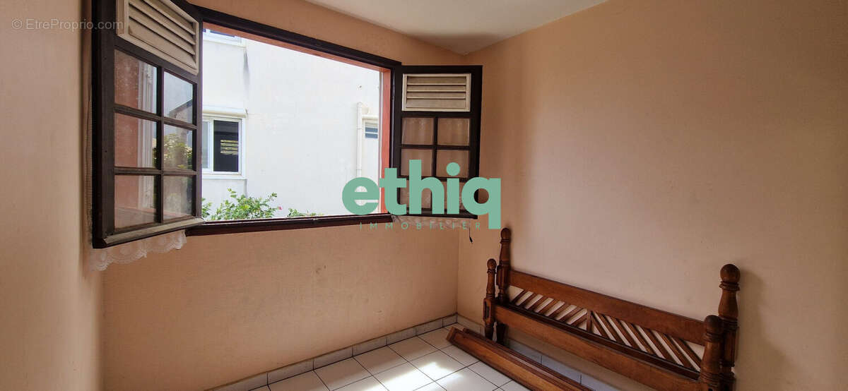 Maison à CAPESTERRE-BELLE-EAU