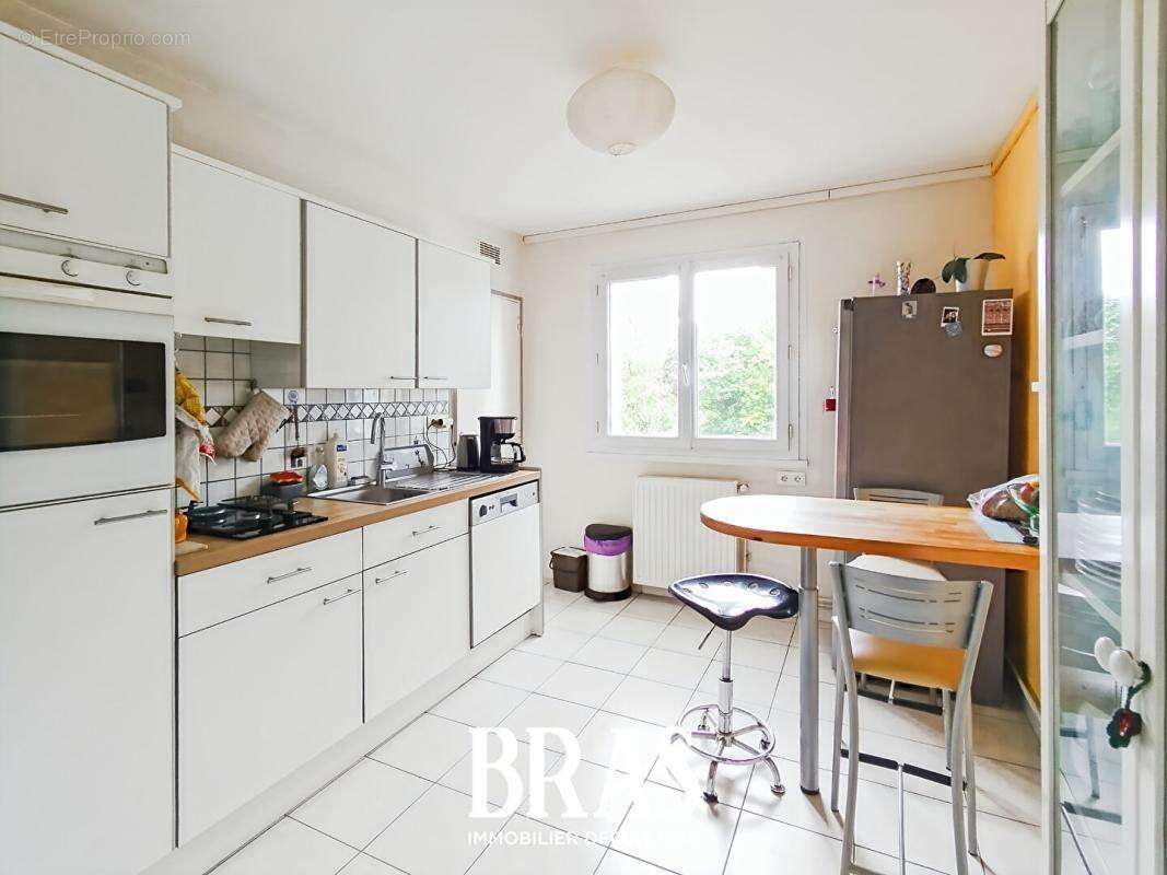 Appartement à REZE