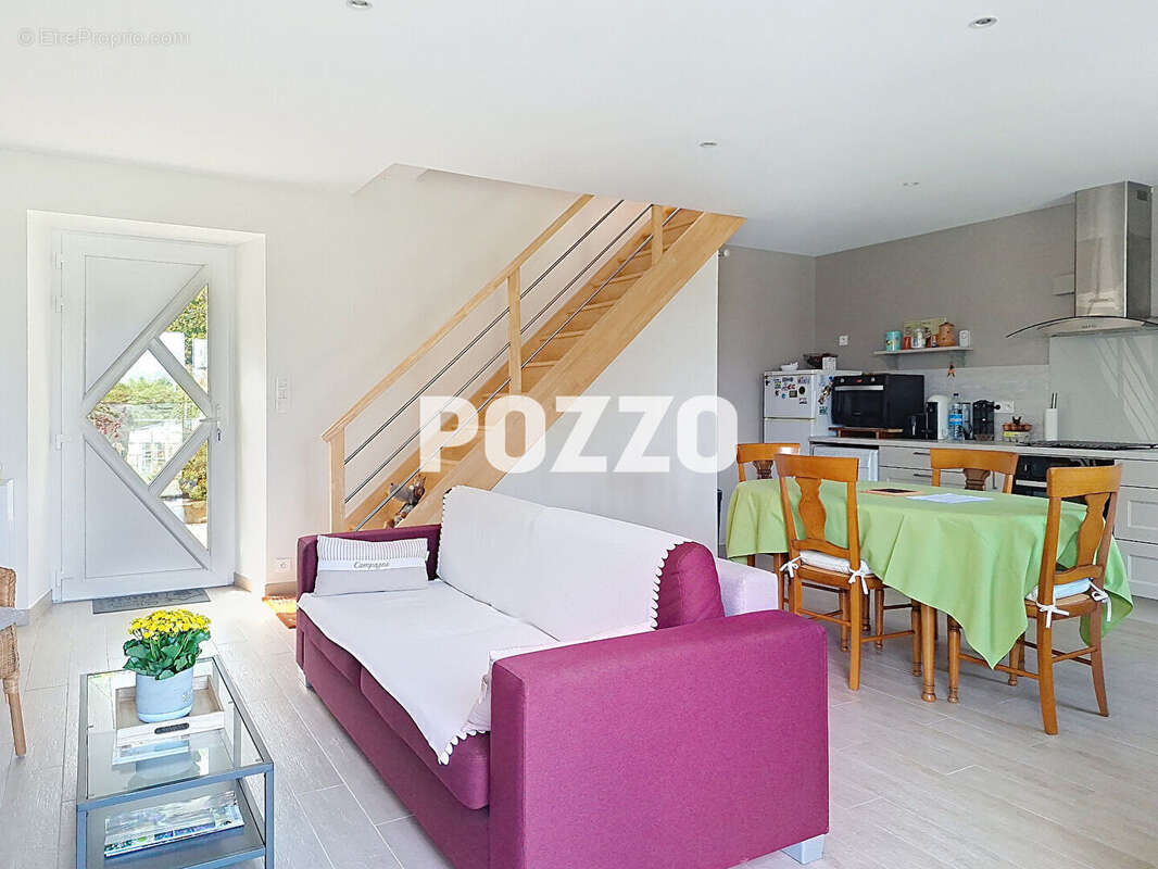 Maison à TROIS-MONTS