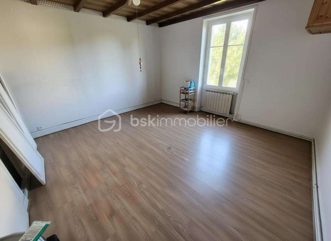 Maison de ville de 93 m² habitables, 3 pièces dont 2 chambres - photo 6