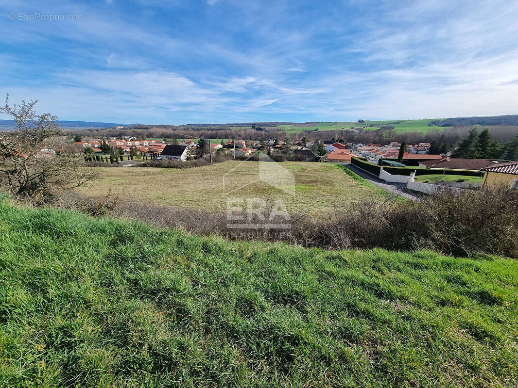 Terrain à ISSOIRE