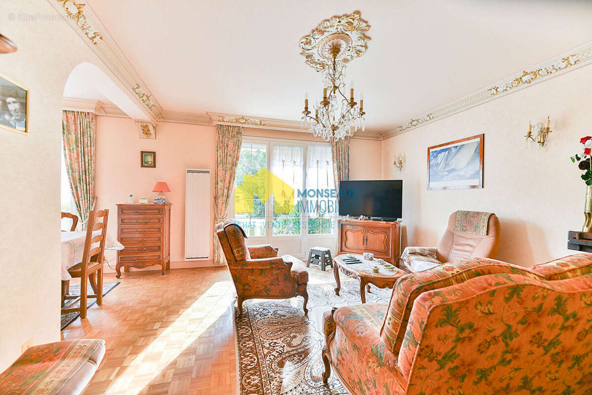 Maison à VILLIERS-SUR-ORGE