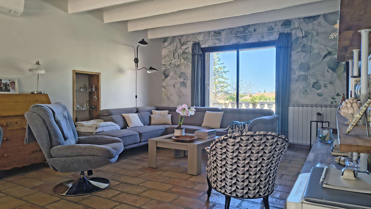 Maison à BOUILLARGUES