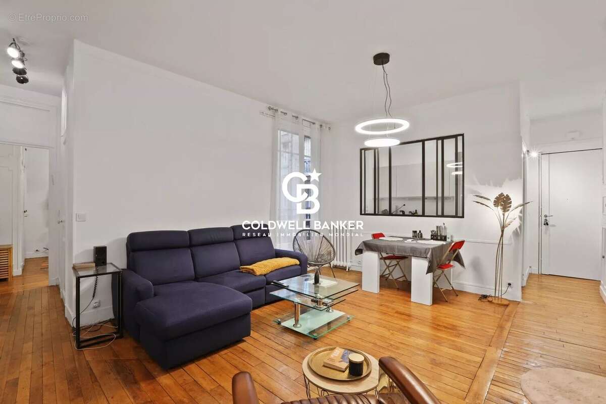 Appartement à PARIS-11E