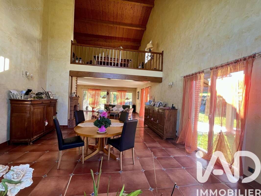 Photo 4 - Maison à SAVERDUN