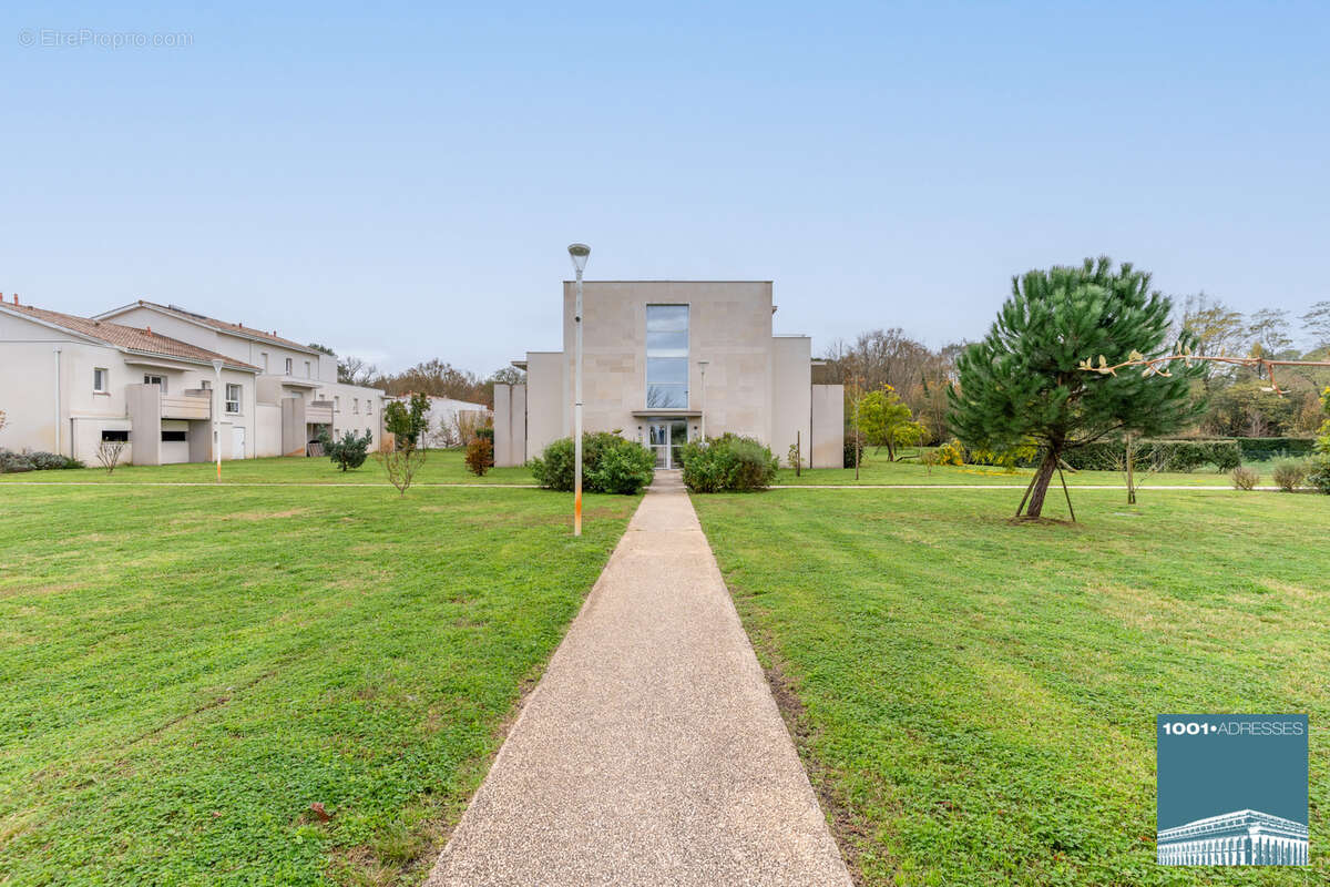 Appartement à SAINT-MEDARD-EN-JALLES