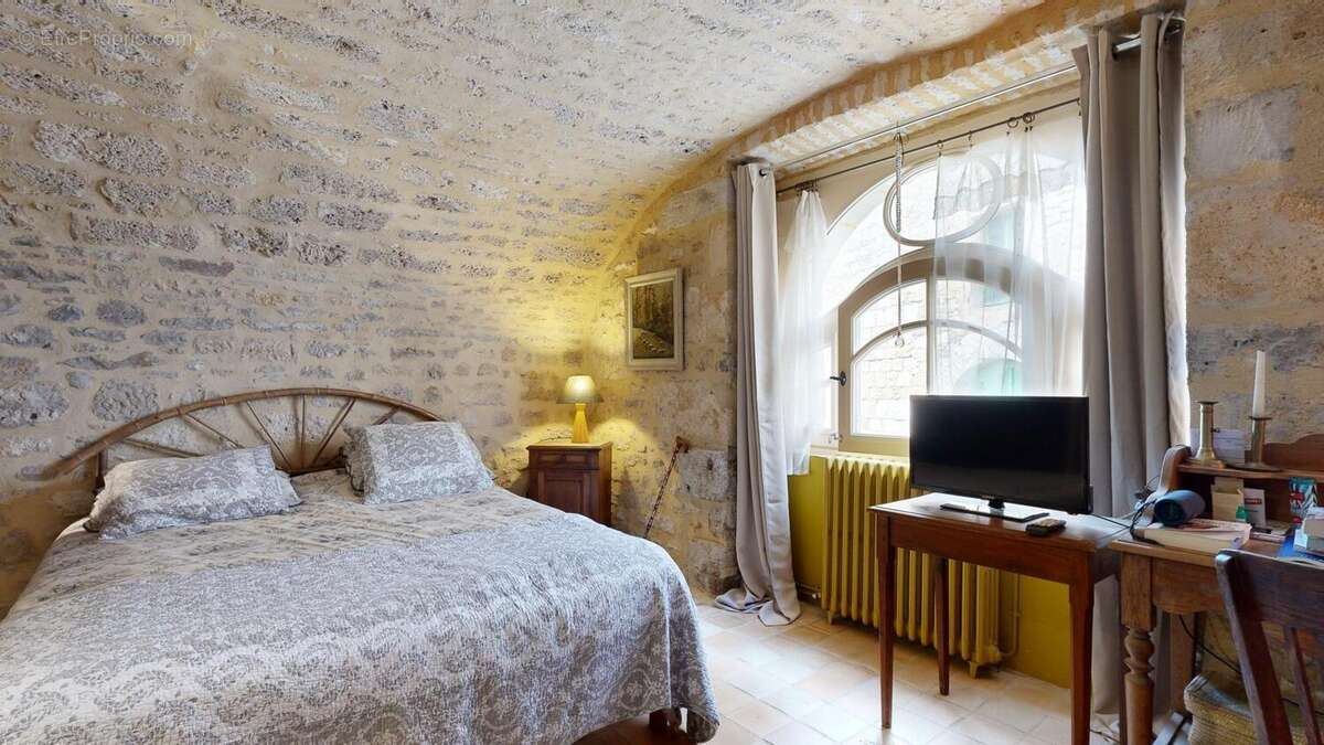 Demeure historique au coeur d'un village du Périgord Noir - photo 8