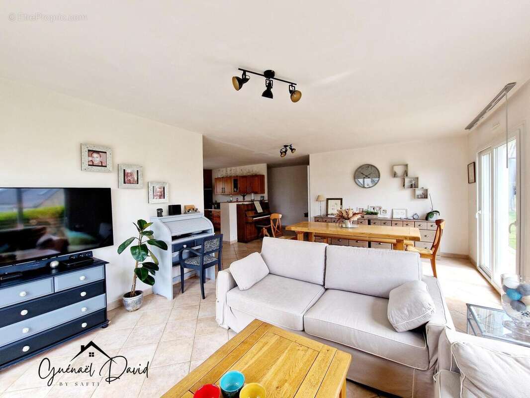 Photo 2 - Maison à PLOUGOULM