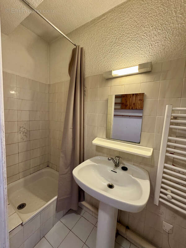 Appartement à SIX-FOURS-LES-PLAGES