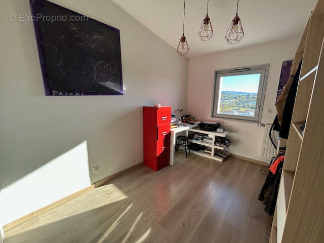 Appartement à LA TALAUDIERE