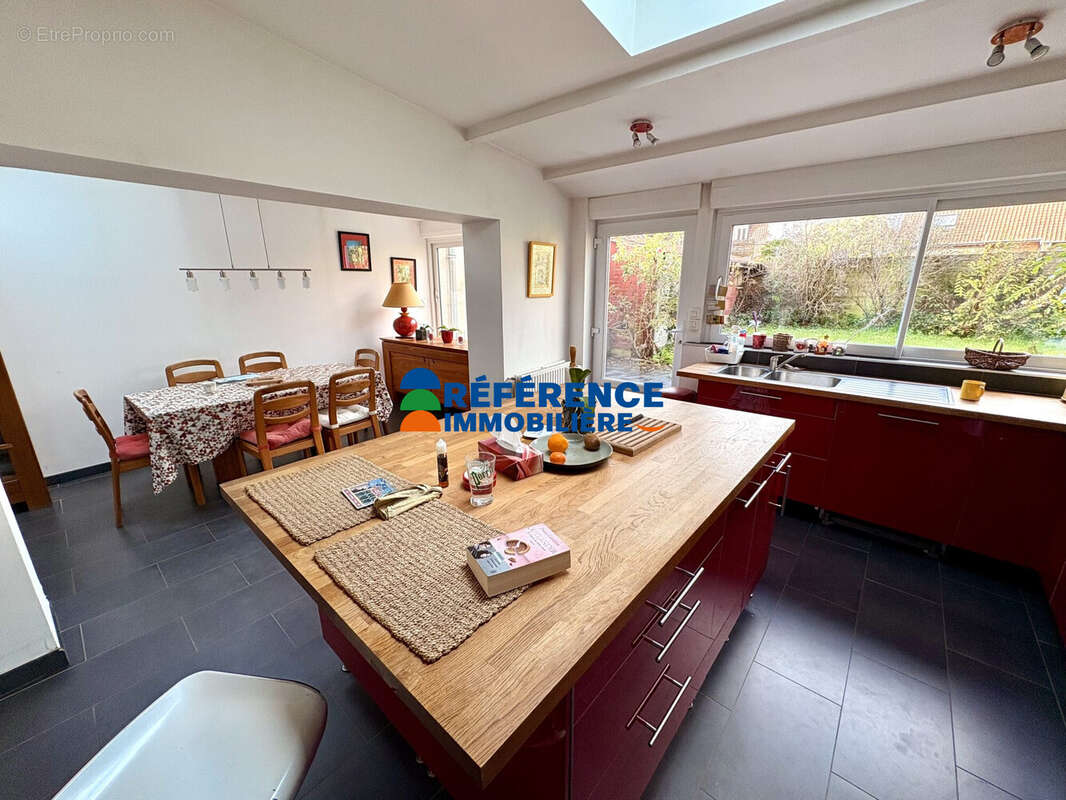 Maison à WAMBRECHIES