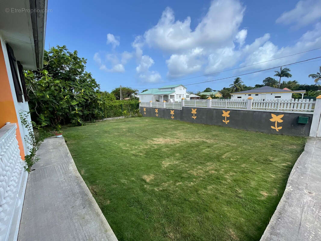 Maison à SAINT-FRANCOIS