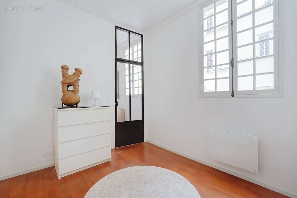 Appartement à PARIS-6E