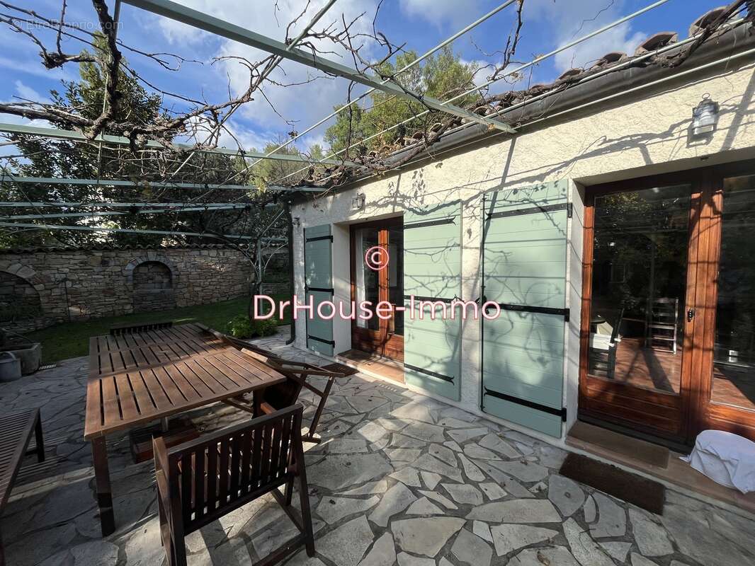 Maison à MEOUNES-LES-MONTRIEUX