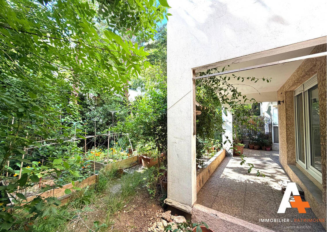 Appartement à MARSEILLE-10E
