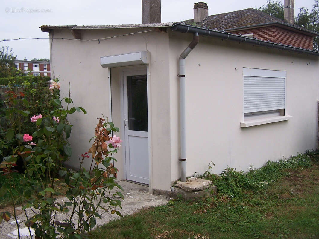 Maison à ROSIERES-EN-SANTERRE