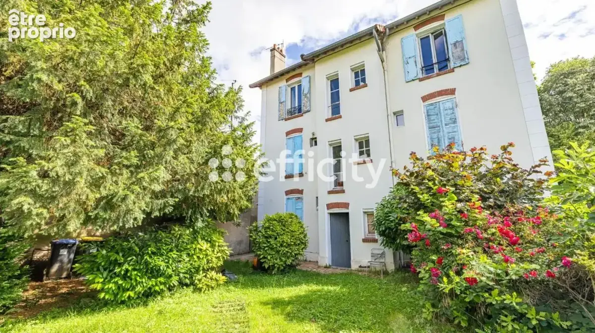 Appartement à VILLENEUVE-SAINT-GEORGES