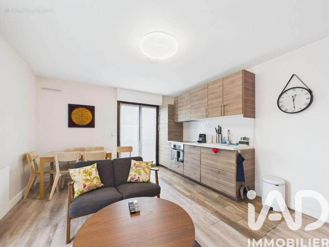 Photo 2 - Appartement à CHOISY-LE-ROI