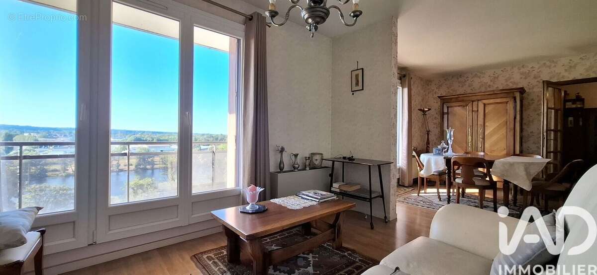 Appartement 90 m² à Dole  - photo 2