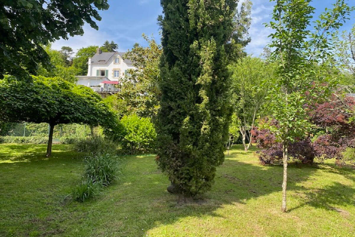 Maison à ROCHEFORT-EN-TERRE