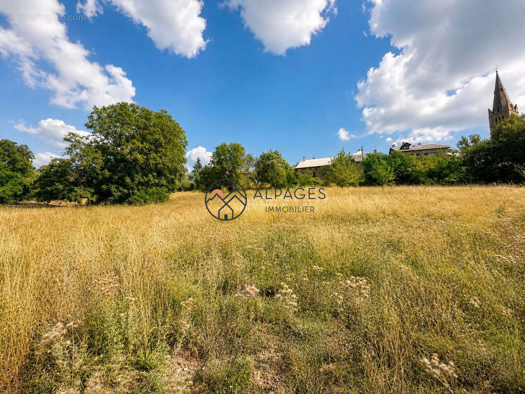Terrain 472 m² à Risoul  - photo 5