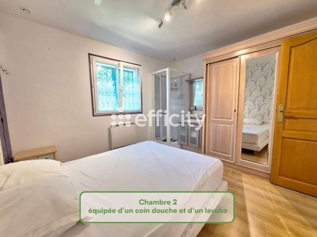 Maison à NEUVILLE-SUR-OISE