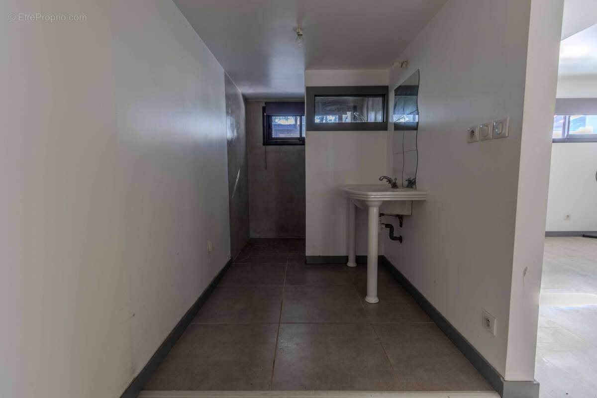 Maison à CENAC-ET-SAINT-JULIEN