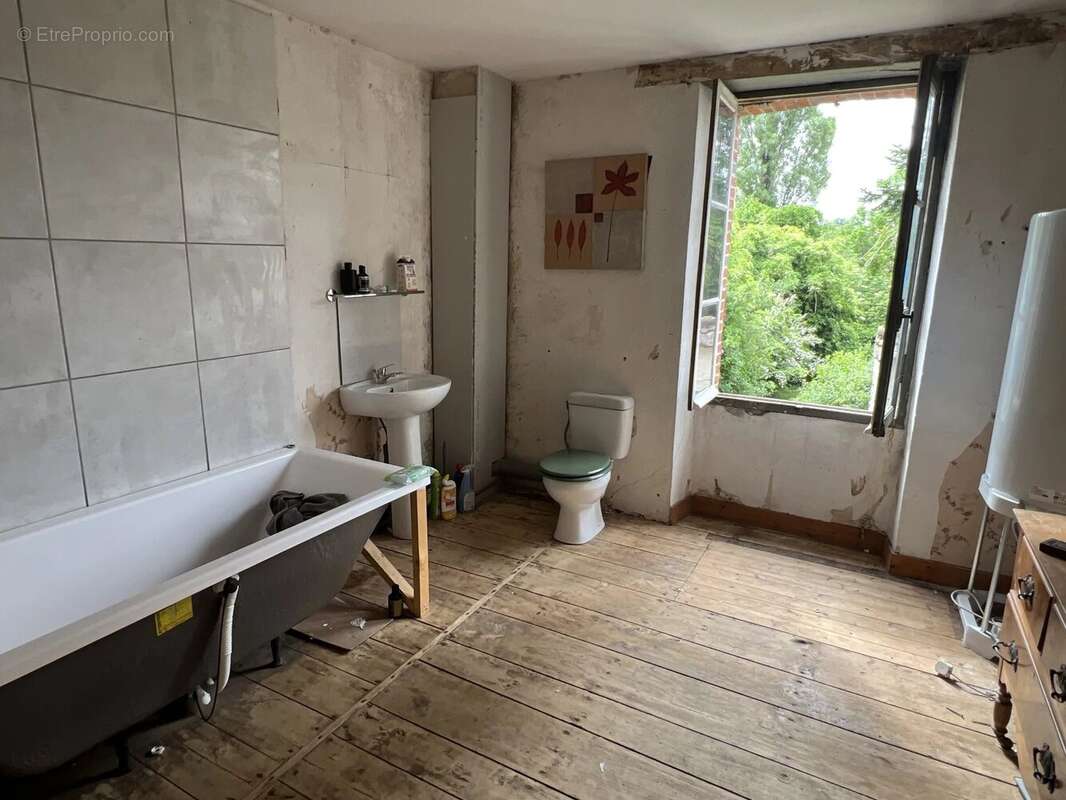 Maison à ORADOUR-SAINT-GENEST