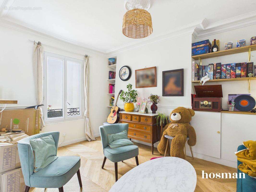 Appartement à PARIS-18E