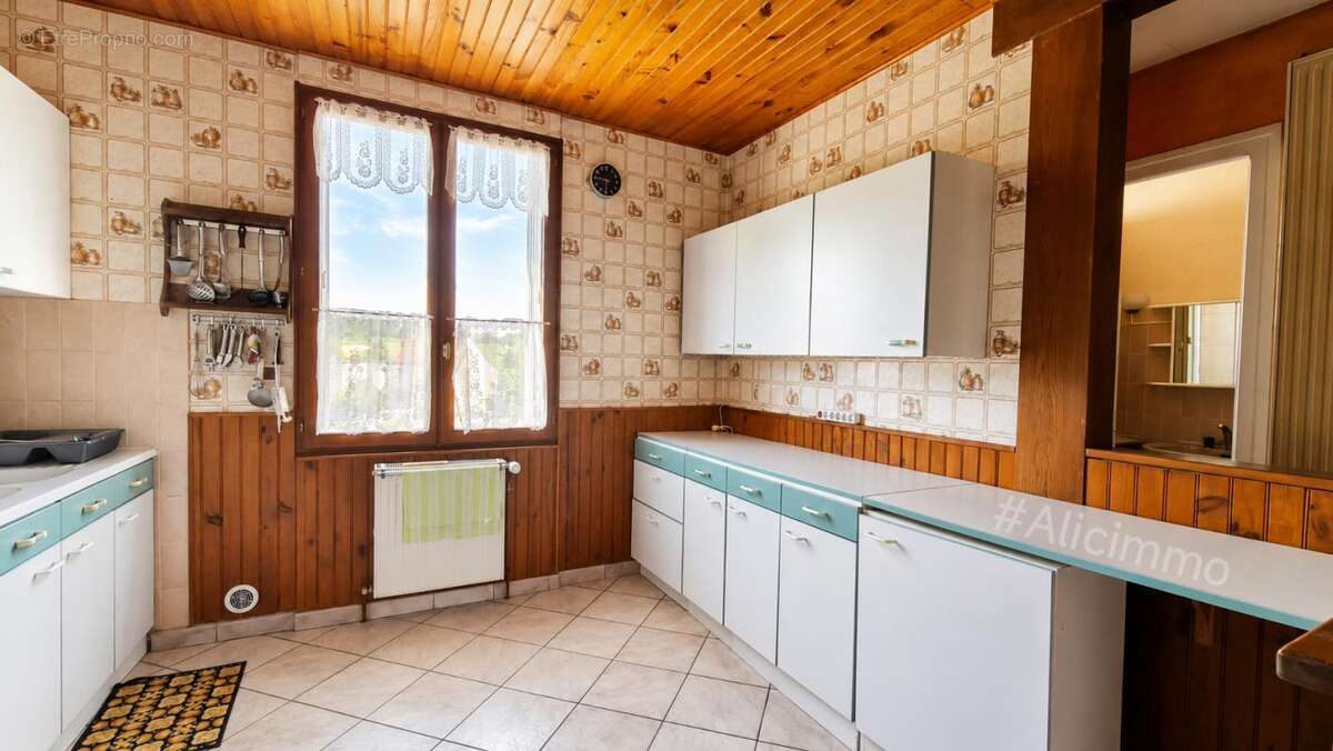 Maison Sezanne 7 pièce(s) 127 m2 - photo 5
